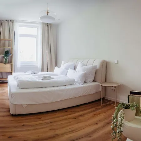 Staylight Charmantes In Perfekter Lage Mit Fruehstueck & Kostenlosem Parken * Celle